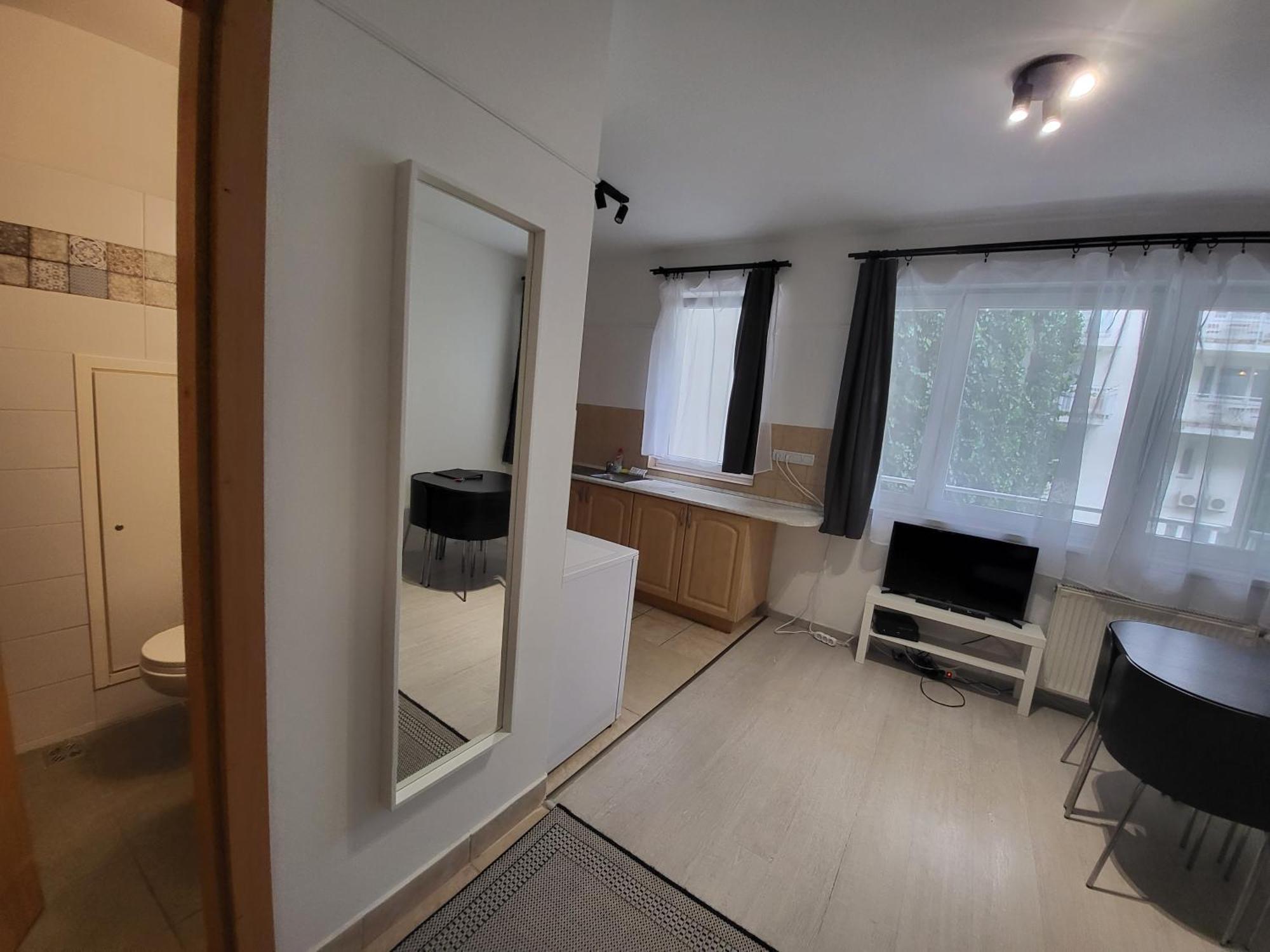 Hi Downtown A308 Apartman